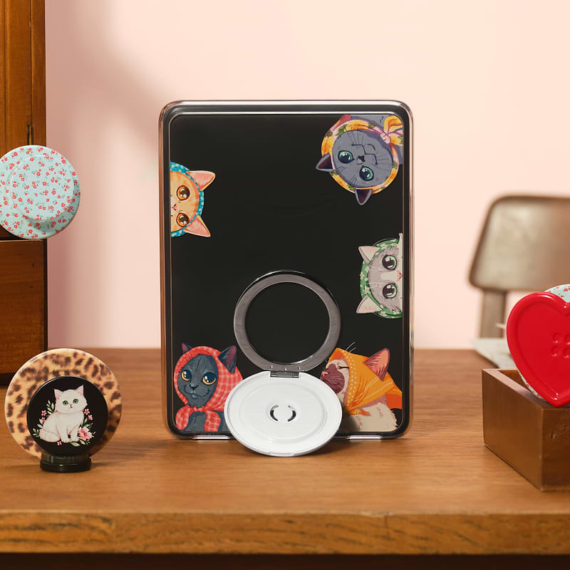 Pretty Kitty &mdash; MagSafe PopGrip image number 4